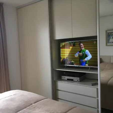 Apartment Beautiful Penthouse Apartment At Porta Nigra *